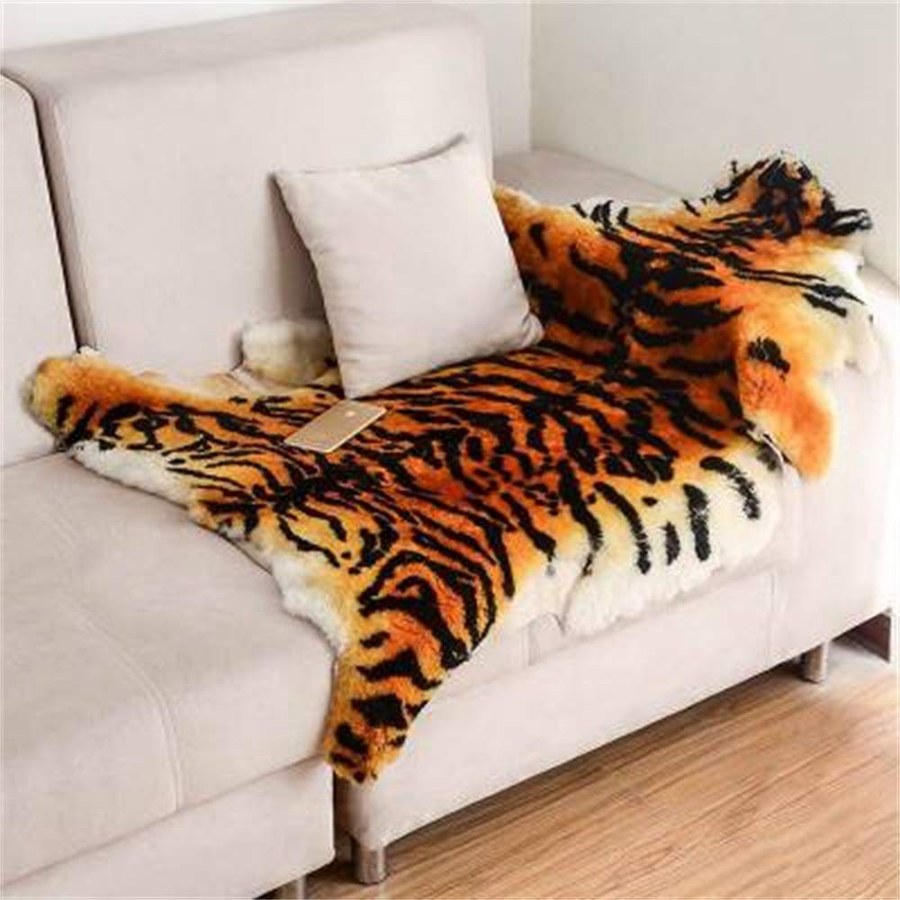 The Tiger Throw